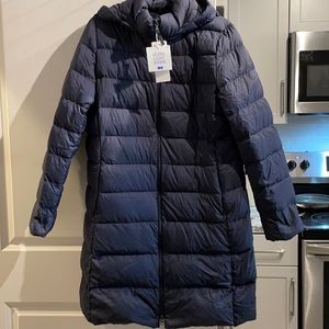 NWT Uniqlo Navy Hooded Down Coat